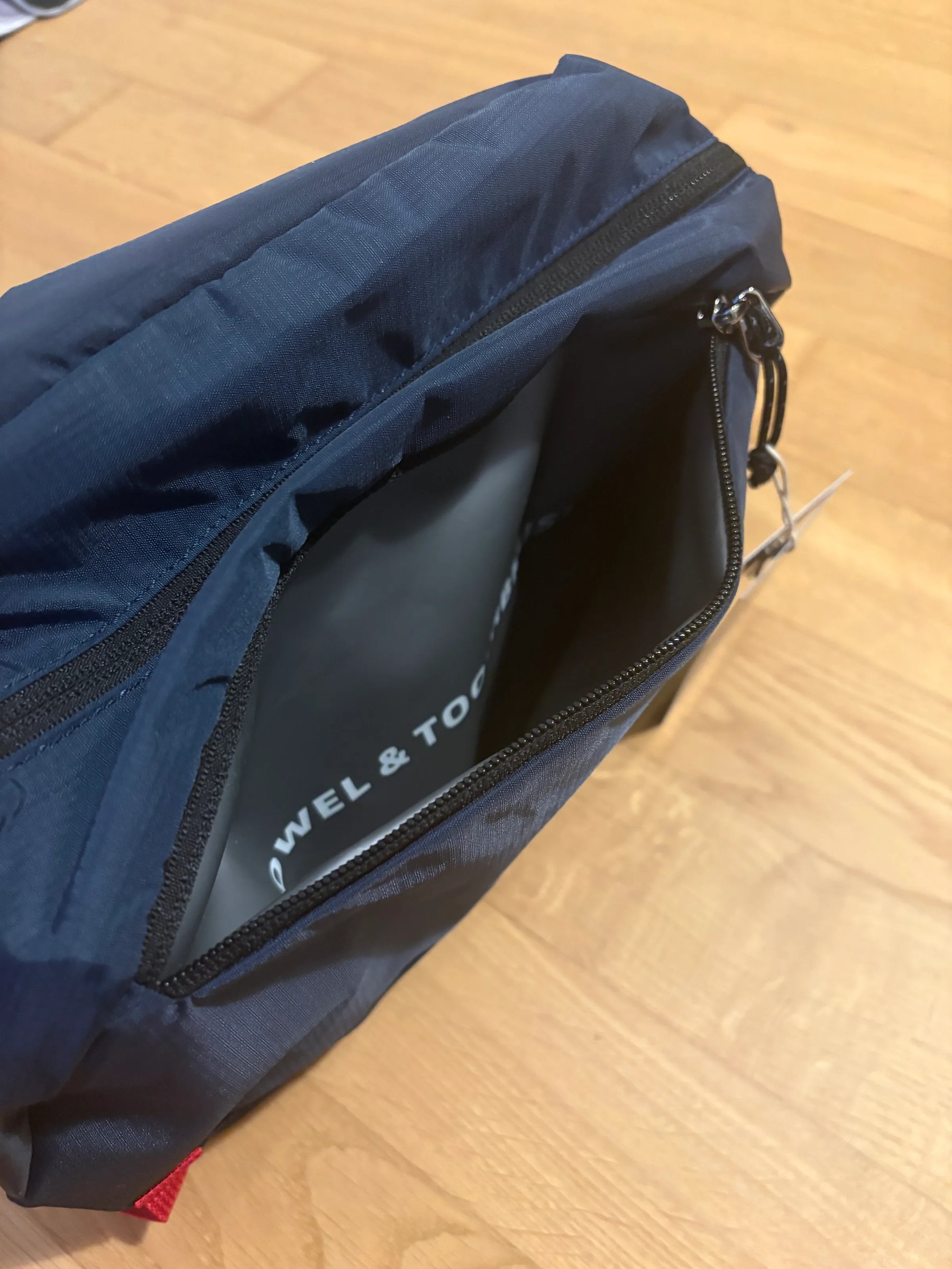 TPU waterproof pocket on the front of the wash bag